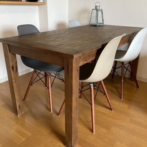 ダイニングテーブルセット　椅子4脚