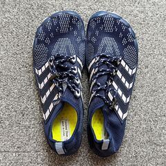 【未使用】フィットネスシューズ 青 サイズ41の画像