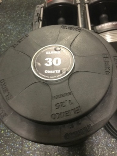 引取限定　ELEIKO 30KG ダンベル　使用期間3ヶ月