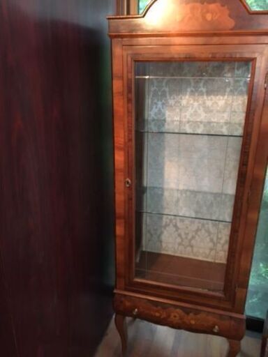 イタリア製 象嵌細工 飾り棚 引き出し付き イタリア製 象嵌細工