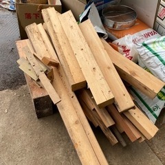 角材　差し上げます。
