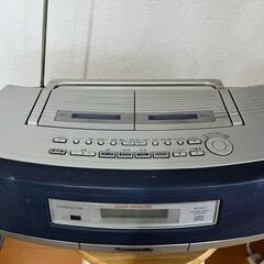 Wカセットデッキのラジカセいりませんか！