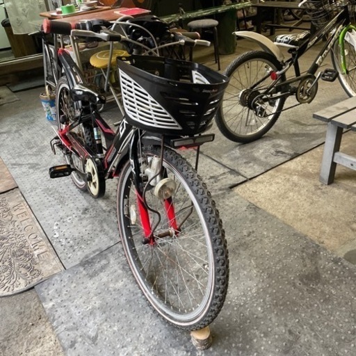 【2618】子供車　ブリヂストン　24インチ　サドル新品　6,100円（防犯・税込）
