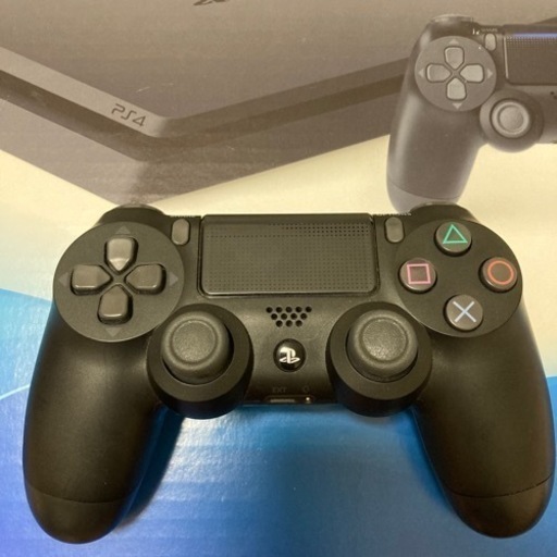値下げしました❗️PS4一式 (本体+コントローラー)+ソフト5本