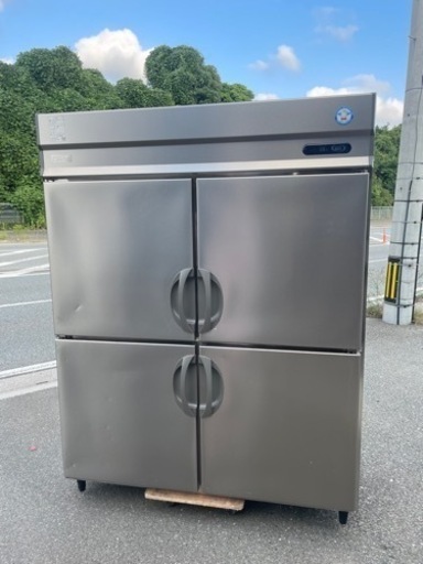 ☆中古品 フクシマ 業務用冷凍庫 4枚扉 ARD-154FMD 2017年製 1374L 三相200V 1500ｘ800ｘ1950ｍｍ 動作問題なし 厨房 飲食店☆