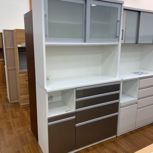 ニトリ　2枚扉レンジボード