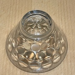 ガラス皿 欠けあり の画像