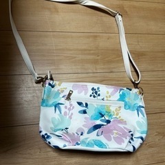 花柄　ショルダーバッグ　🌺