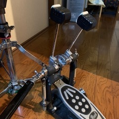 pearlツインペダル、ケース、椅子付きの画像