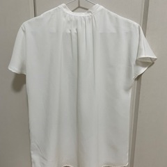 新品未使用✨半袖ブラウス✨Sサイズ✨の画像