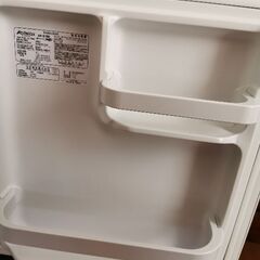 小さい冷蔵庫の画像