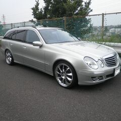 Ｗ２１１、E３２０ワゴン・アヴァンギャルド、美車、１６年、革・Ｓ...