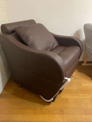 ※26日までに連絡なければ処分します！サロン用 マルチ電動チェア