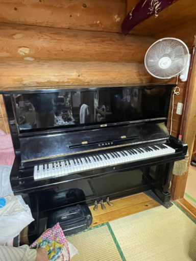 ERARD アップライトピアノ