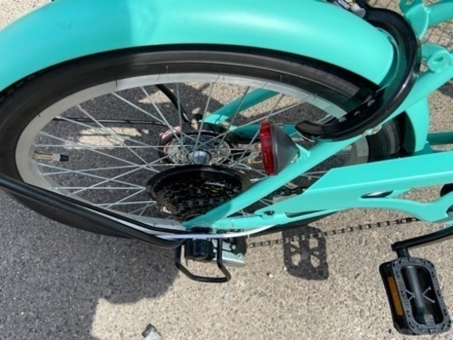 折りたたみ自転車 空気が抜けています。購入者決定