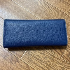 美品　BVLGARI ロゴクリップ 長財布 パテントレザー ネイビー ✖️ブルーの画像