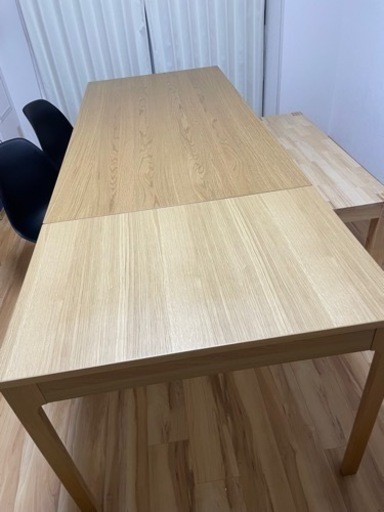 IKEA 伸縮式テーブル、ベンチ、チェア2脚セット