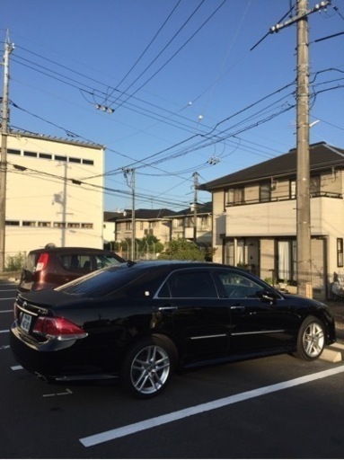 クラウン200系　後期純正ホイール（ピレリ製スタッドレスタイヤ付き）