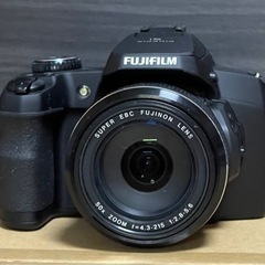 値下げしました‼️F inepix S1シリーズ