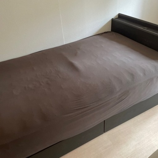 セミダブル　マットレス&ベッドフレーム　18日迄に取りに来られる方