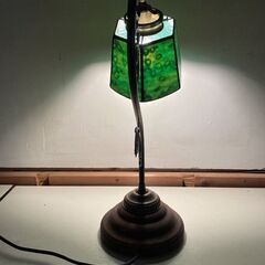 ステンドグラステーブルランプ