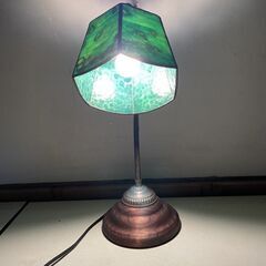 ステンドグラステーブルランプ