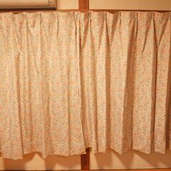 花柄カーテン ベージュ ピンク 幅150cm×丈145～150㎝ 2枚組の画像