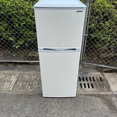 【リサイクルショップどりーむ鹿大前店】No.2107　冷蔵庫　アビテラックス　138L　AR-143E　2021年製　超美品♪