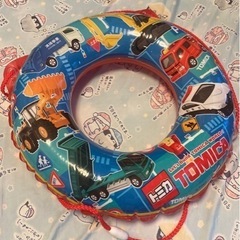 浮き輪　トミカ　55cm 【中古】
