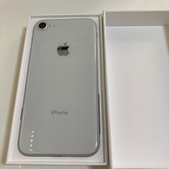 値下げしました😭iPhone8 64㎇　SIMフリー　シルバーの画像