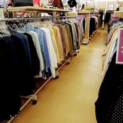 久留米市上津町にあるリサイクルショップフライズ久留米店より、衣類SALEのおしらせです♪ - 地元のお店