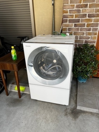 再出品！早い者勝ちです！急ぎの為お安くしました！お値段交渉可！パナソニック ドラム式洗濯機 NA-VG1100L 