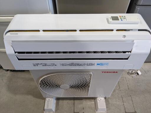 TOSHIBA　6〜8畳　2.2kwルームエアコン　RAS-E225R(W) 2019年製