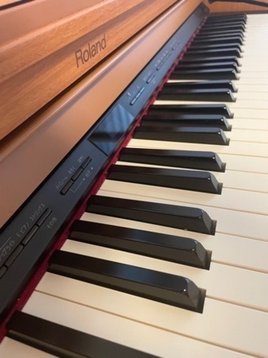 電子ピアノ　Roland Digital Piano HP504 LWS ライトウォールナット調仕上げ