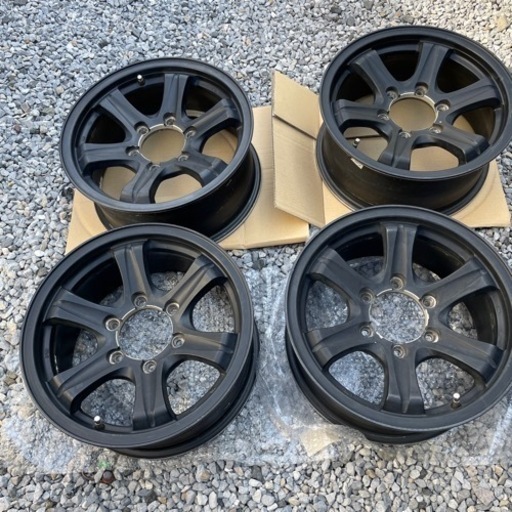 最終値下げ〜【ウェッズキーラー】16インチ　6穴　ブラック