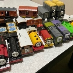 機関車トーマスと仲間37両