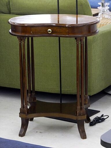 北海道 千歳市/恵庭市 近郊配送可能 キドニーテーブル イタリア家具 アンティーク サイドテーブル