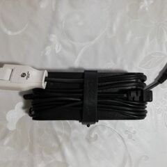 【受け渡し予定あり】ＤELL ＡCアダプター