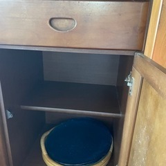 食器棚　大型の画像