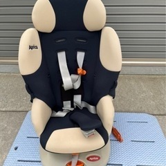 アプリカチャイルドシート差し上げます。