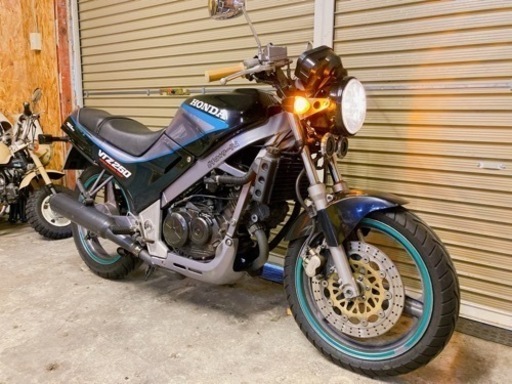 ホンダ　VTZ250 配送可能　支払いは現金or振り込みも可能　②