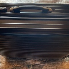 旅行キャリーケースLサイズの画像