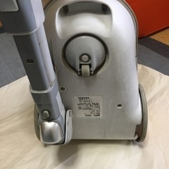 【ジャンク】まだ使えます！掃除機の画像