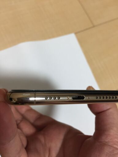 iPhon Xs max 256GB  ゴールド 美品 SIMフリーモデル バッテリー容量84% 