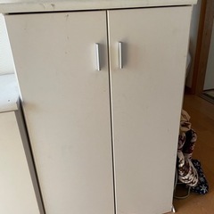 下駄箱②  足なし　白　7/31(日)本日中のお問合せで一時的に...