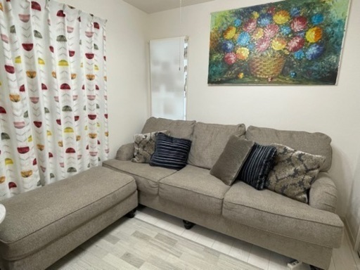 外国製）ソファー【オットマン付】、テーブル