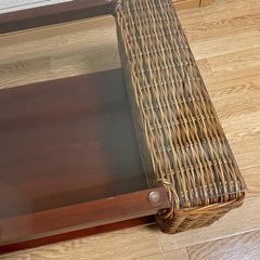 ガラステーブル　美品の画像