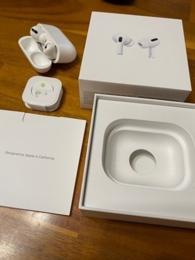 AirPods Pro  イヤホン　箱付き　美品