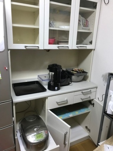 食器棚白