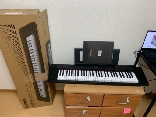 ヤマハ NP-12B 電子キーボード